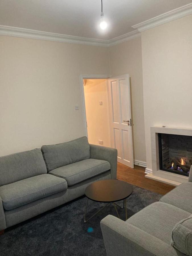 Homely 3-Bed House In Bham 15 Min From City Centre Birmingham Luaran gambar