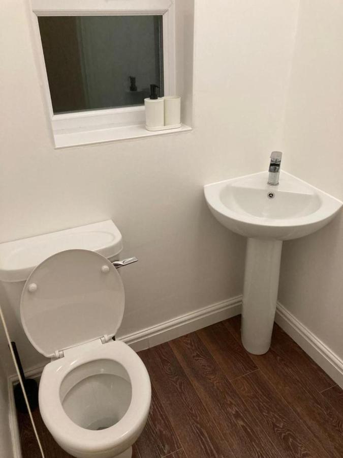 Homely 3-Bed House In Bham 15 Min From City Centre Birmingham Luaran gambar